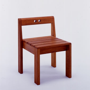 園児の椅子